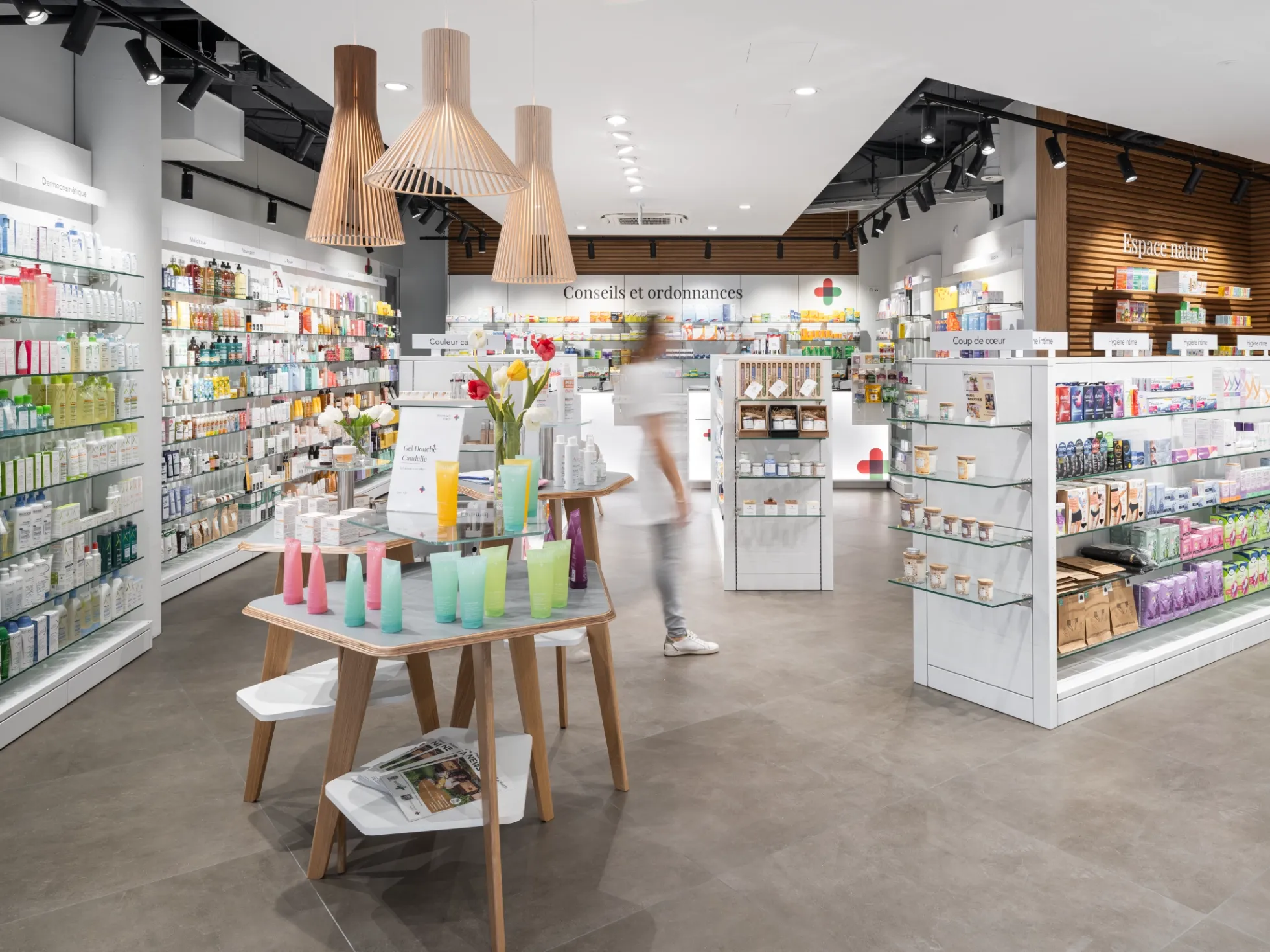 Pharmacie_Marti_Pury_3